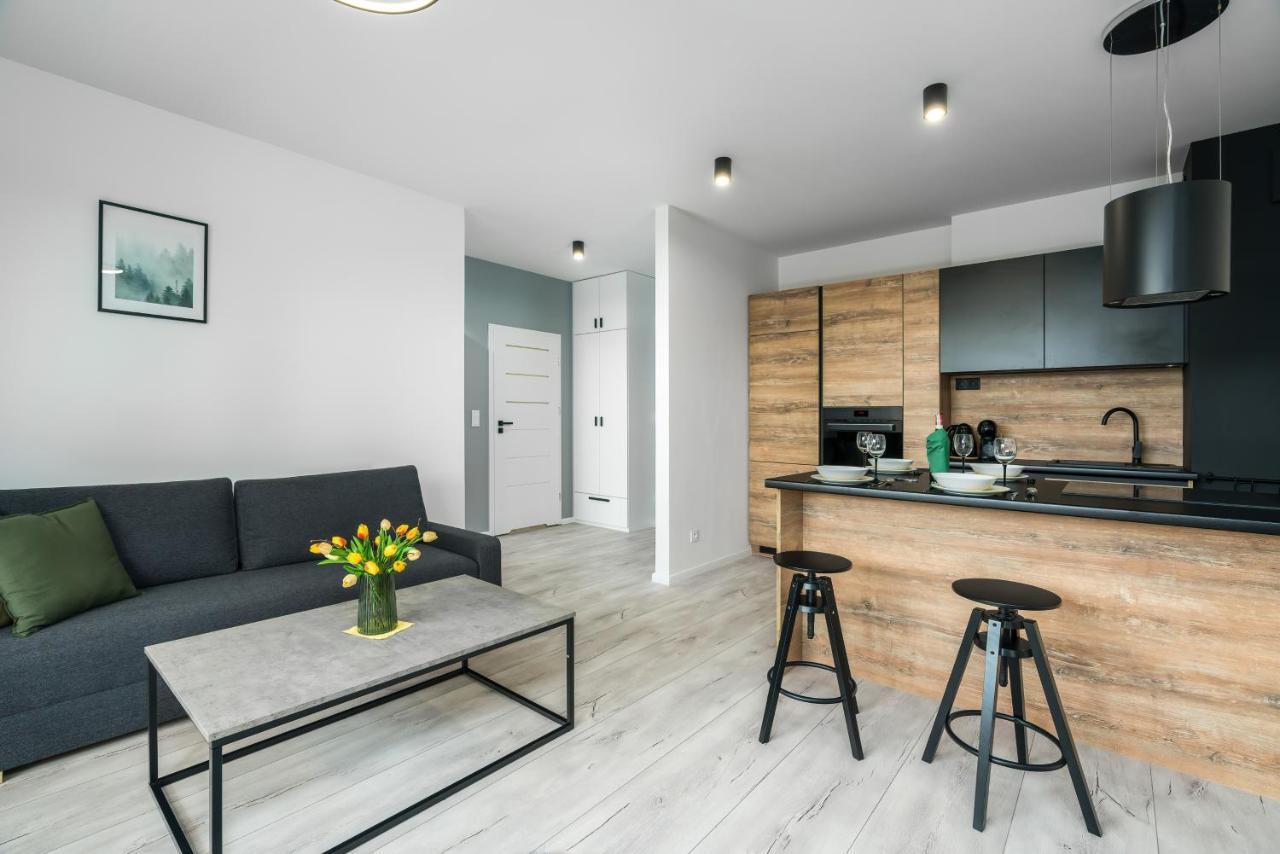 Exclusive Apartment With Terrace By Renters Poznań Kültér fotó